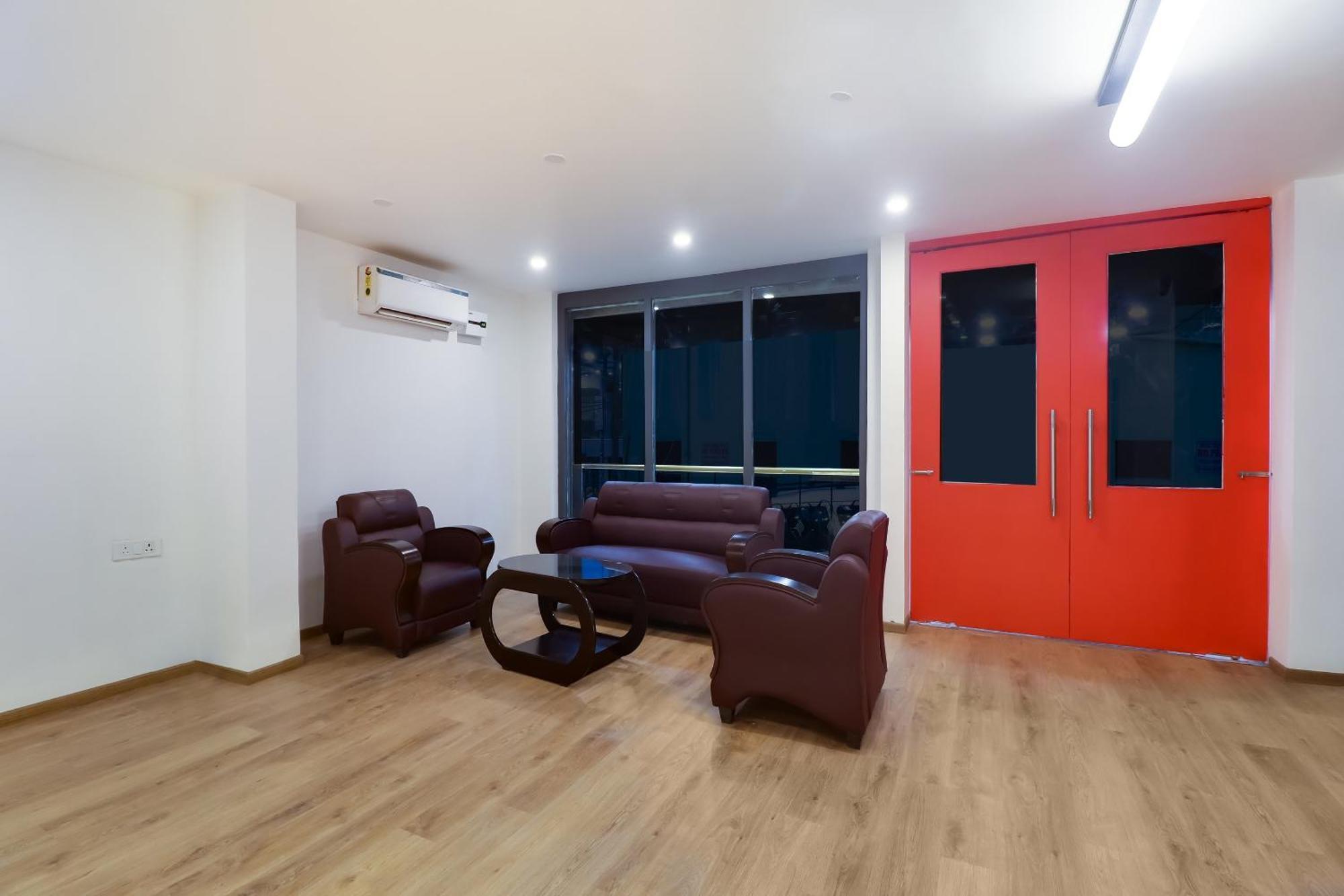 Townhouse Townhouse Clark Inn Patna  Exterior photo